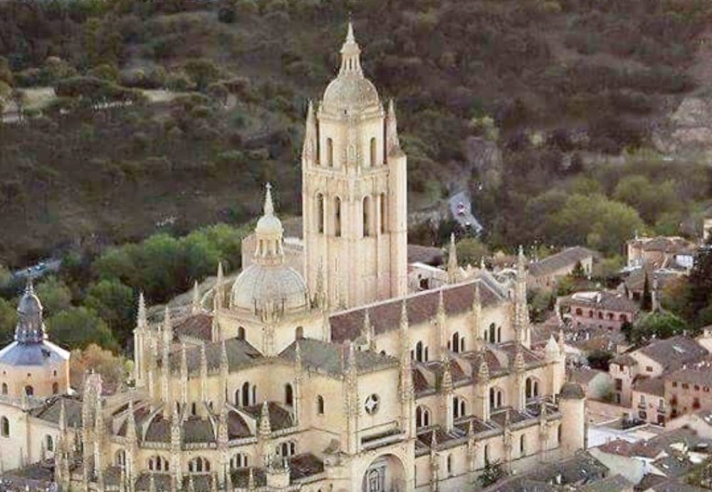 taxi-segovia-catedral